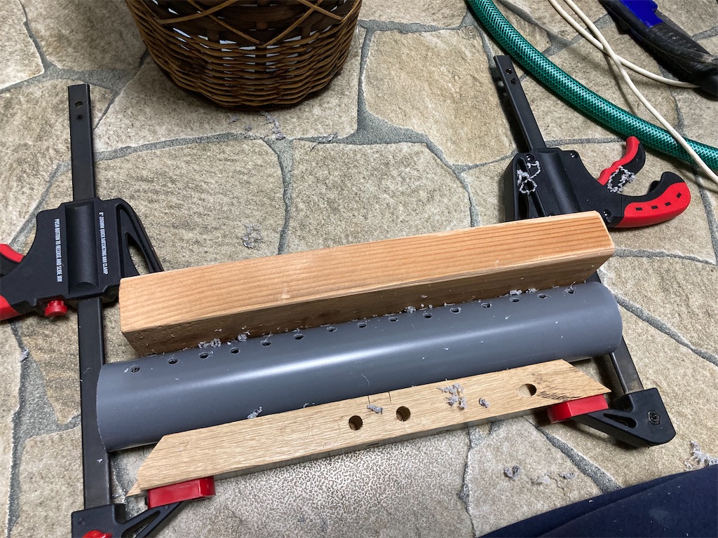 VU50塩ビパイプ 穴あけ加工